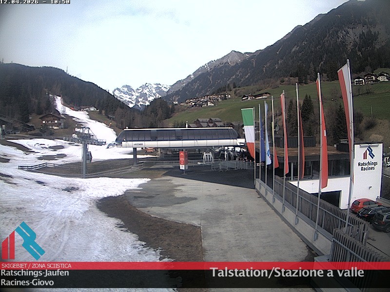 Archived image Webcam Ski resort Ratschings Jaufen: Base station