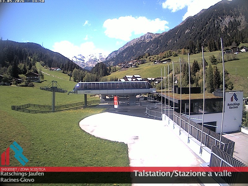 Archived image Webcam Ski resort Ratschings Jaufen: Base station