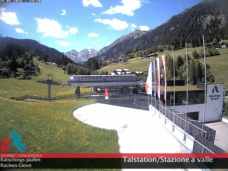 Archived image Webcam Ski resort Ratschings Jaufen: Base station