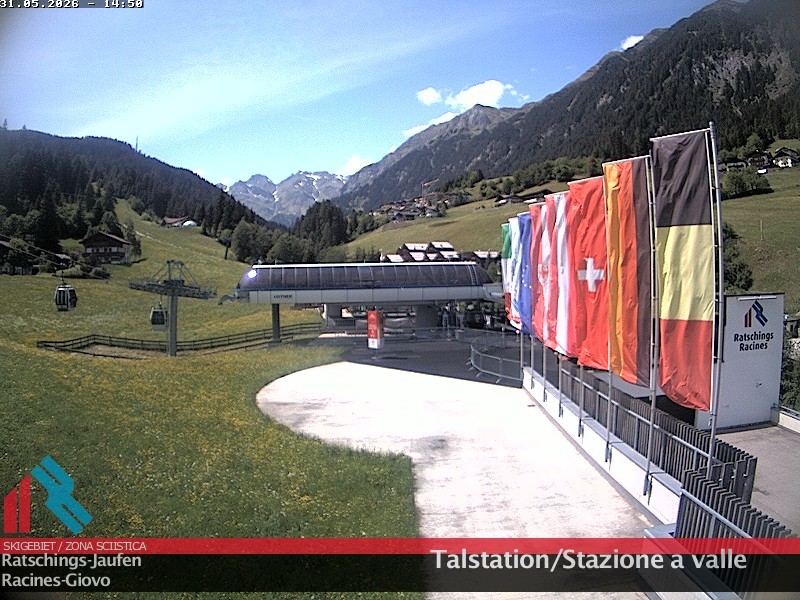 Archived image Webcam Ski resort Ratschings Jaufen: Base station