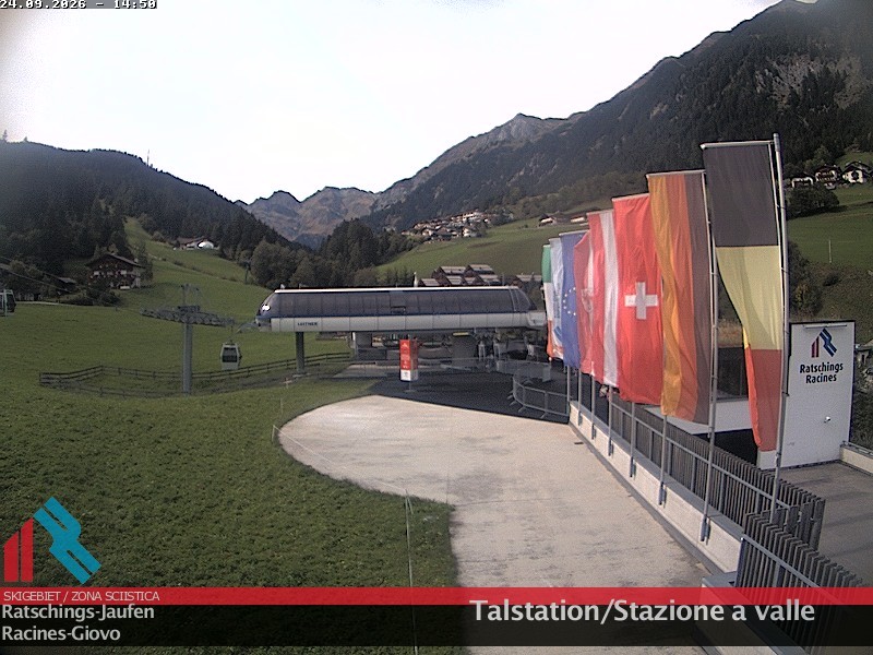 Archived image Webcam Ski resort Ratschings Jaufen: Base station