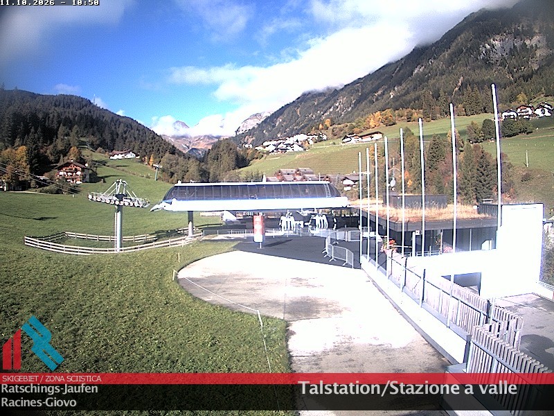Archived image Webcam Ski resort Ratschings Jaufen: Base station