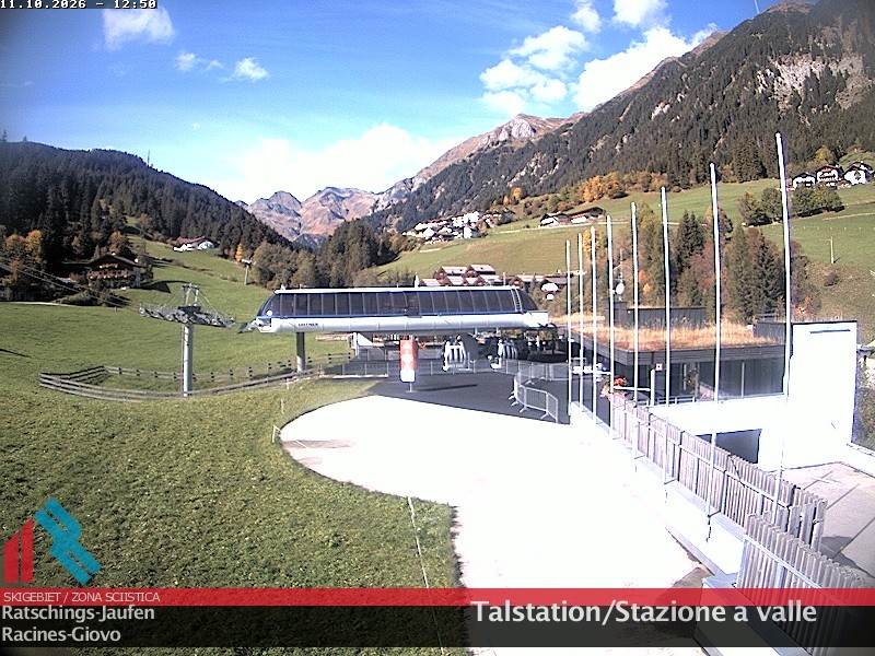 Archived image Webcam Ski resort Ratschings Jaufen: Base station