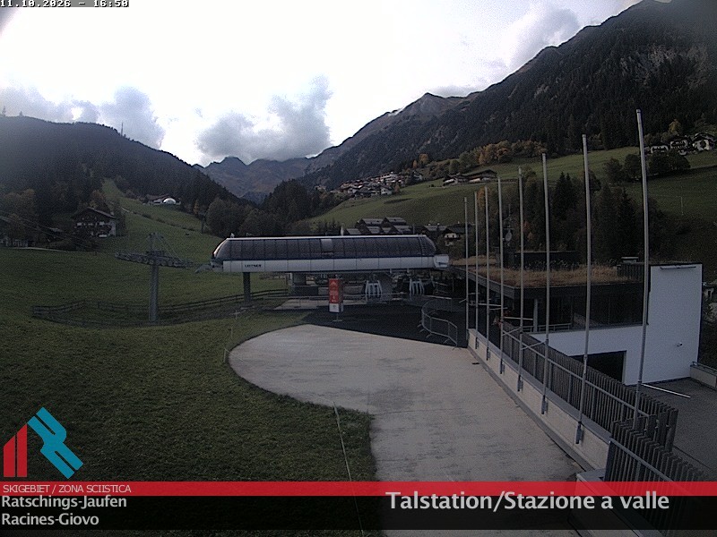 Archived image Webcam Ski resort Ratschings Jaufen: Base station