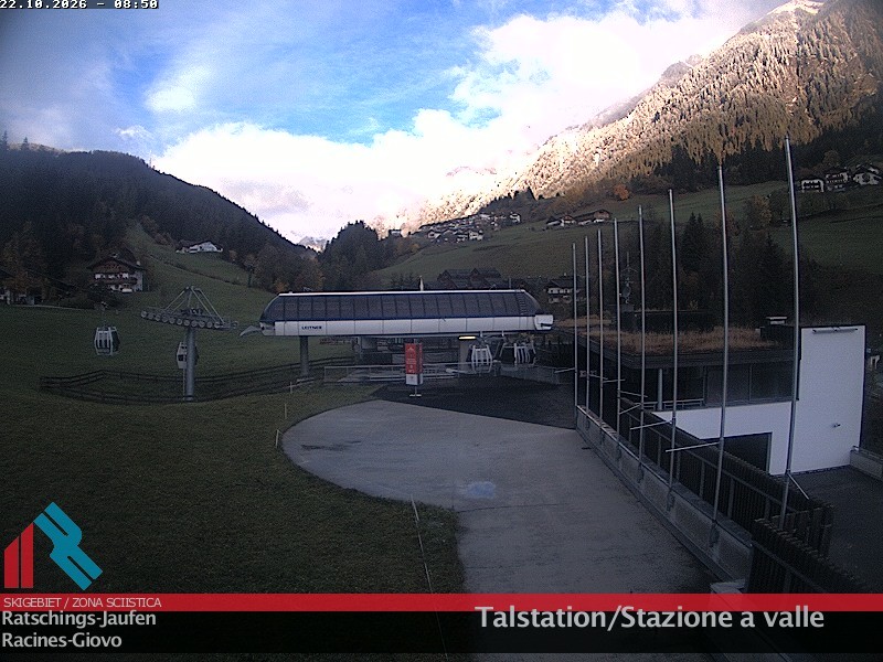 Archived image Webcam Ski resort Ratschings Jaufen: Base station