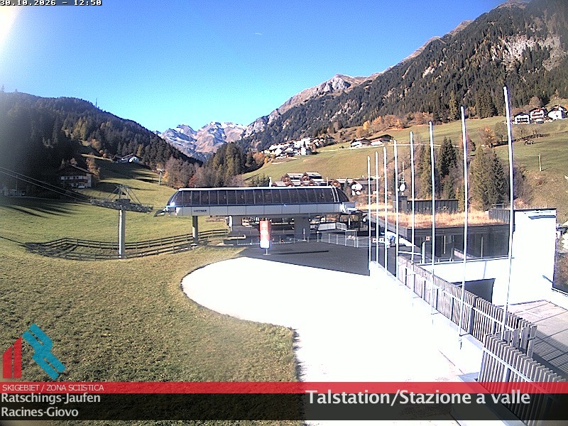 Archived image Webcam Ski resort Ratschings Jaufen: Base station