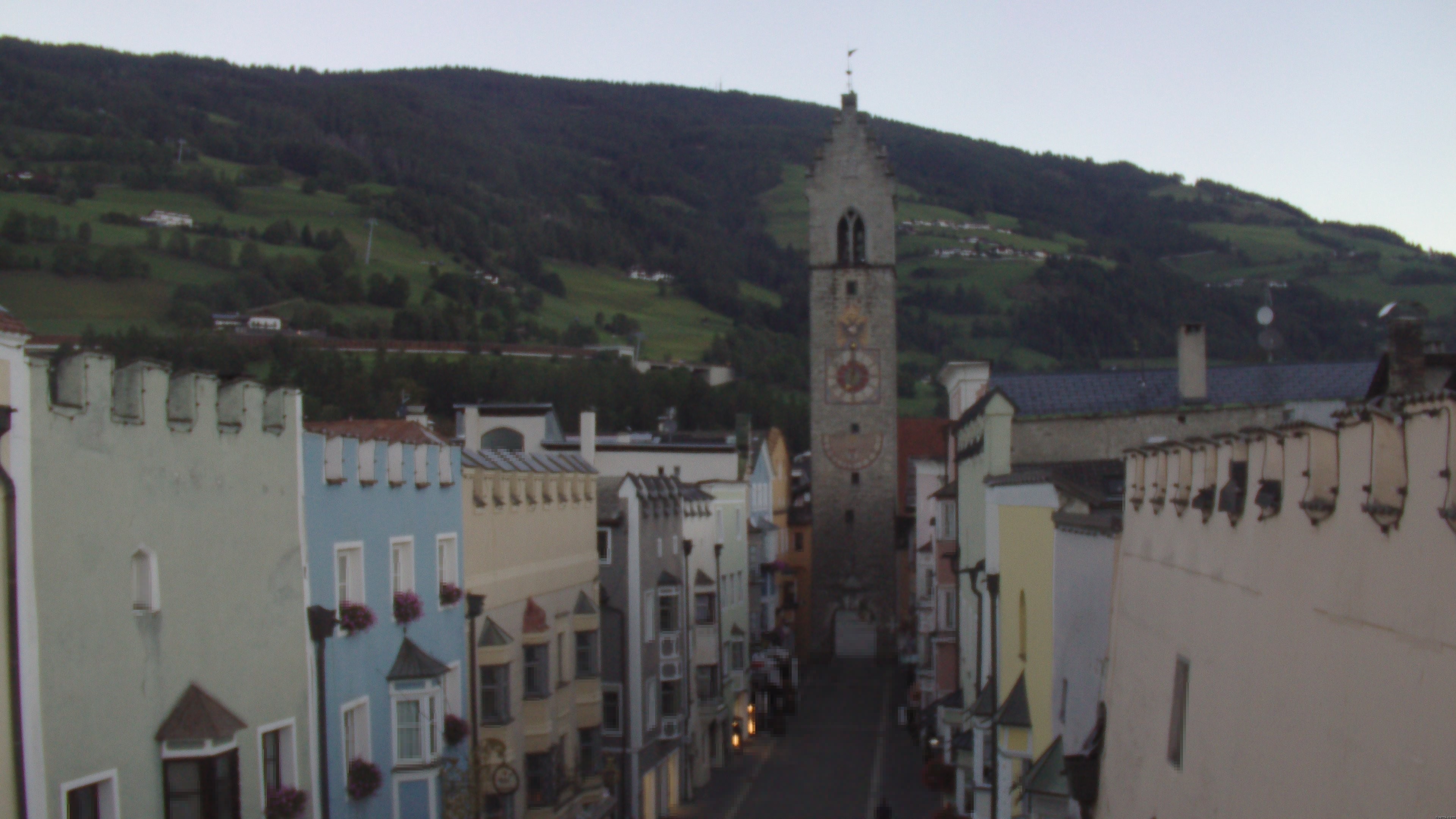Archived image Webcam "Zwoelferturm" tower - Sterzing