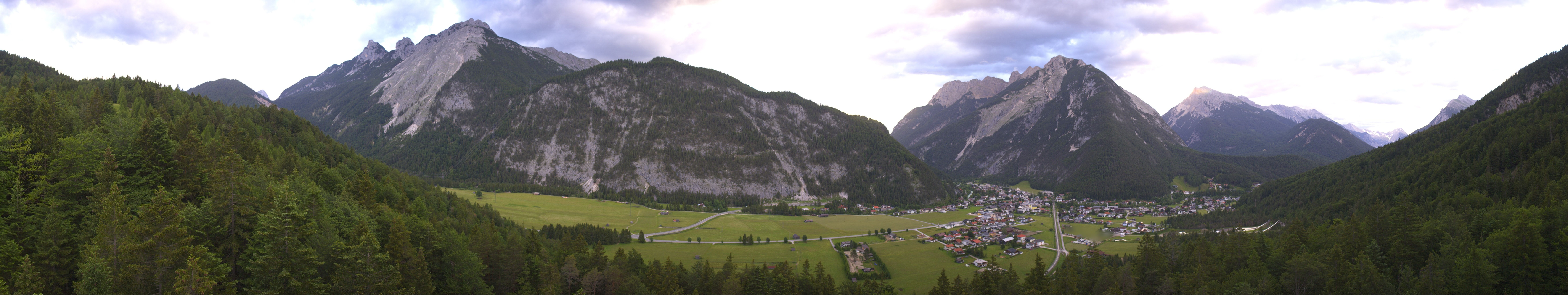 Archived image Webcam View over Scharnitz
