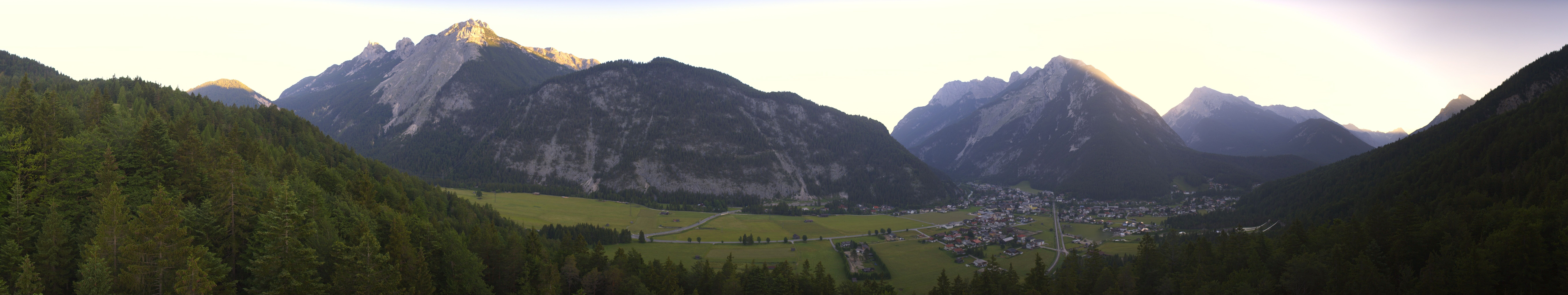 Archived image Webcam View over Scharnitz