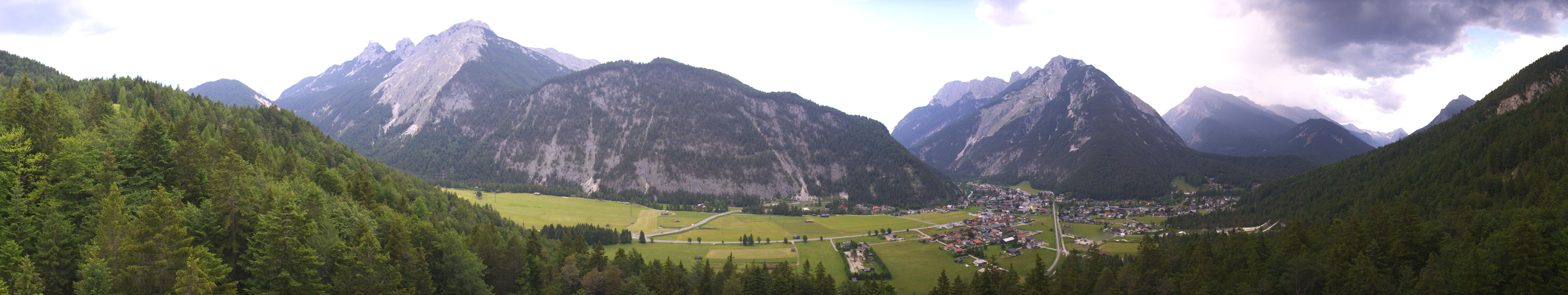 Archived image Webcam View over Scharnitz