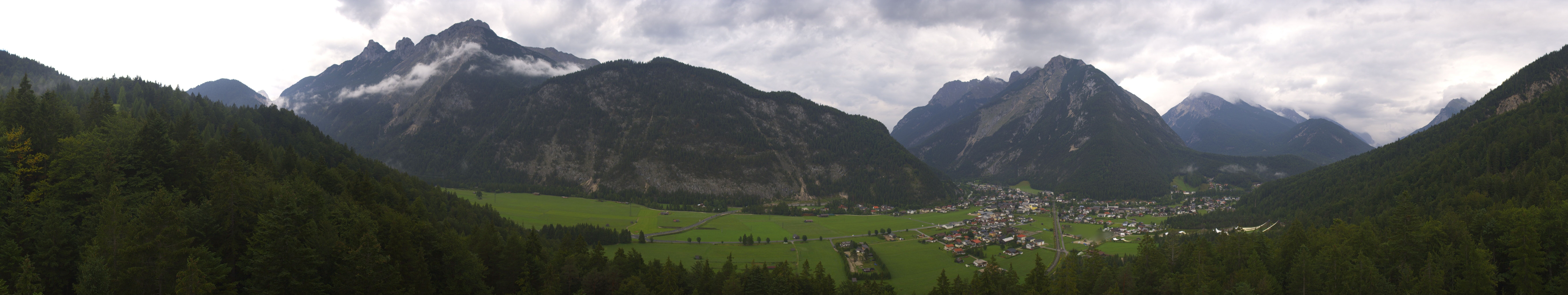 Archived image Webcam View over Scharnitz