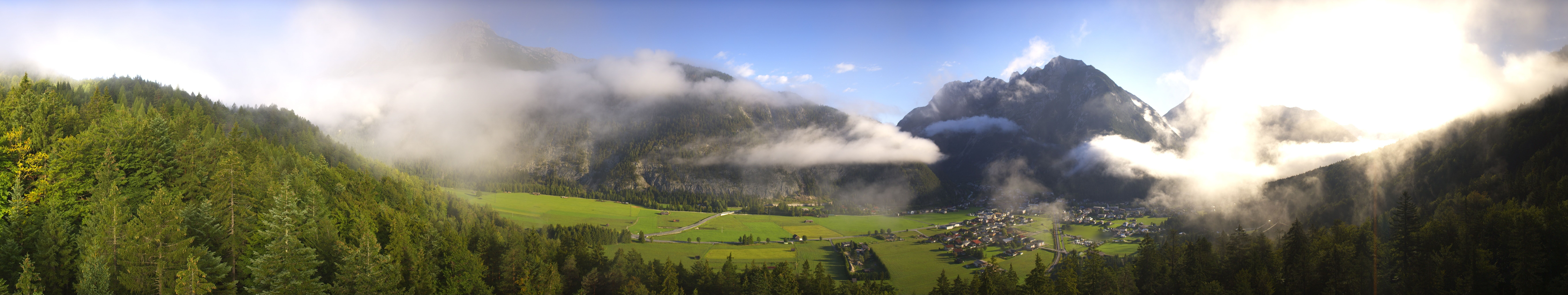 Archived image Webcam View over Scharnitz
