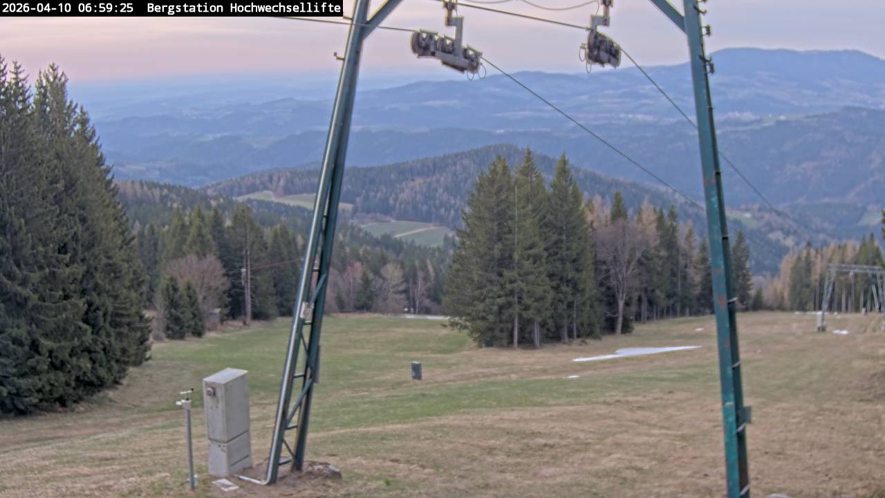 Archived image Webcam Hochwechsel (1.300 m)