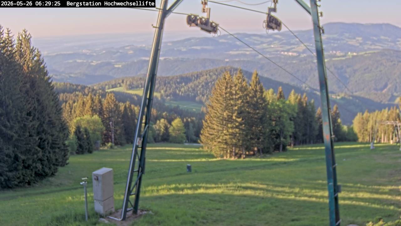 Archived image Webcam Hochwechsel (1.300 m)