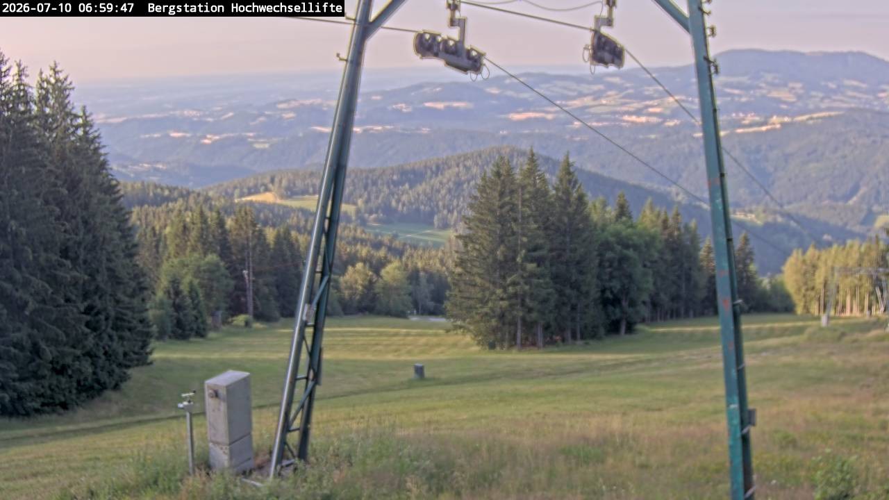 Archived image Webcam Hochwechsel (1.300 m)