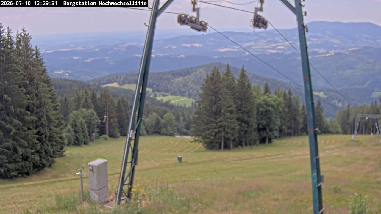 Archived image Webcam Hochwechsel (1.300 m)