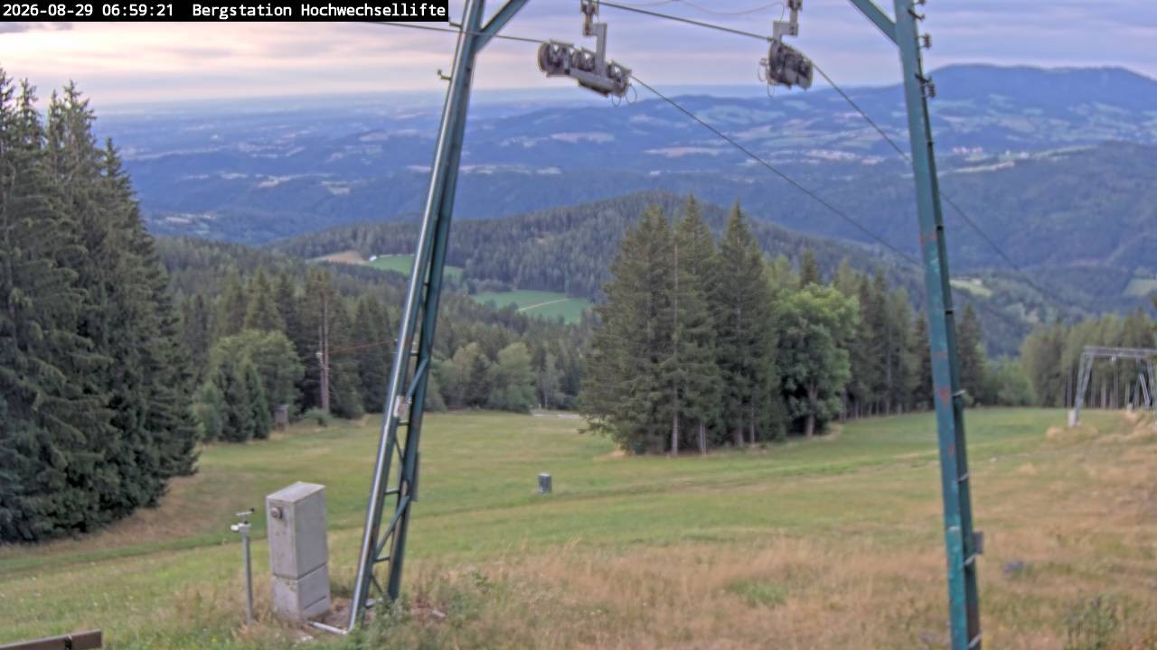 Archived image Webcam Hochwechsel (1.300 m)