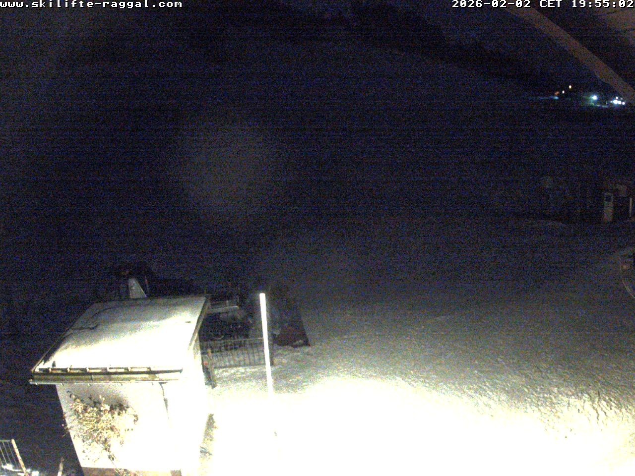 Archiv Foto Webcam Skilifte Raggal Blick auf die Piste