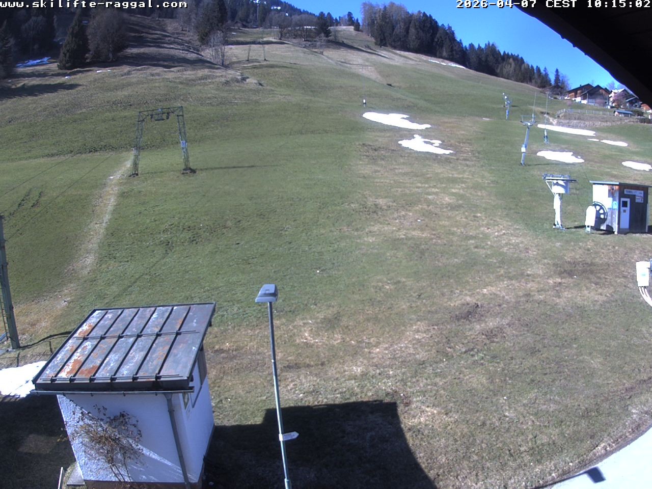 Archiv Foto Webcam Skilifte Raggal Blick auf die Piste