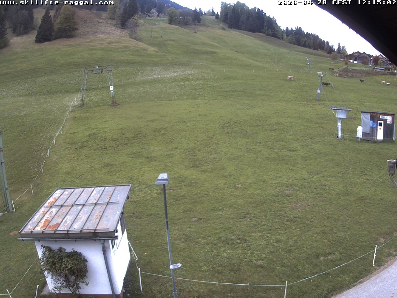 Archiv Foto Webcam Skilifte Raggal Blick auf die Piste