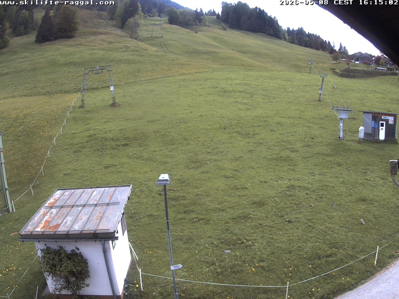 Archiv Foto Webcam Skilifte Raggal Blick auf die Piste