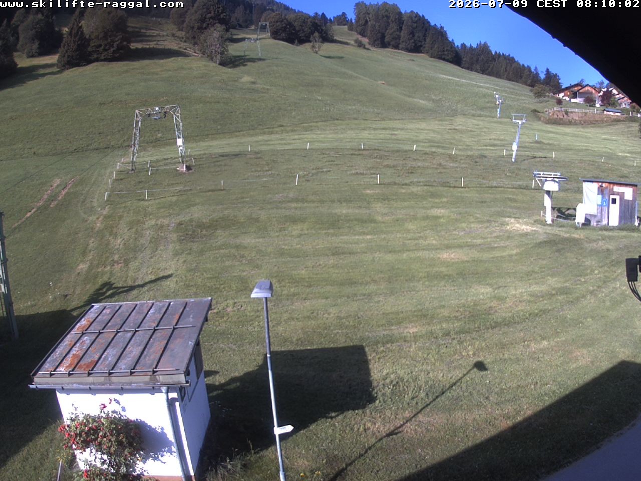 Archiv Foto Webcam Skilifte Raggal Blick auf die Piste