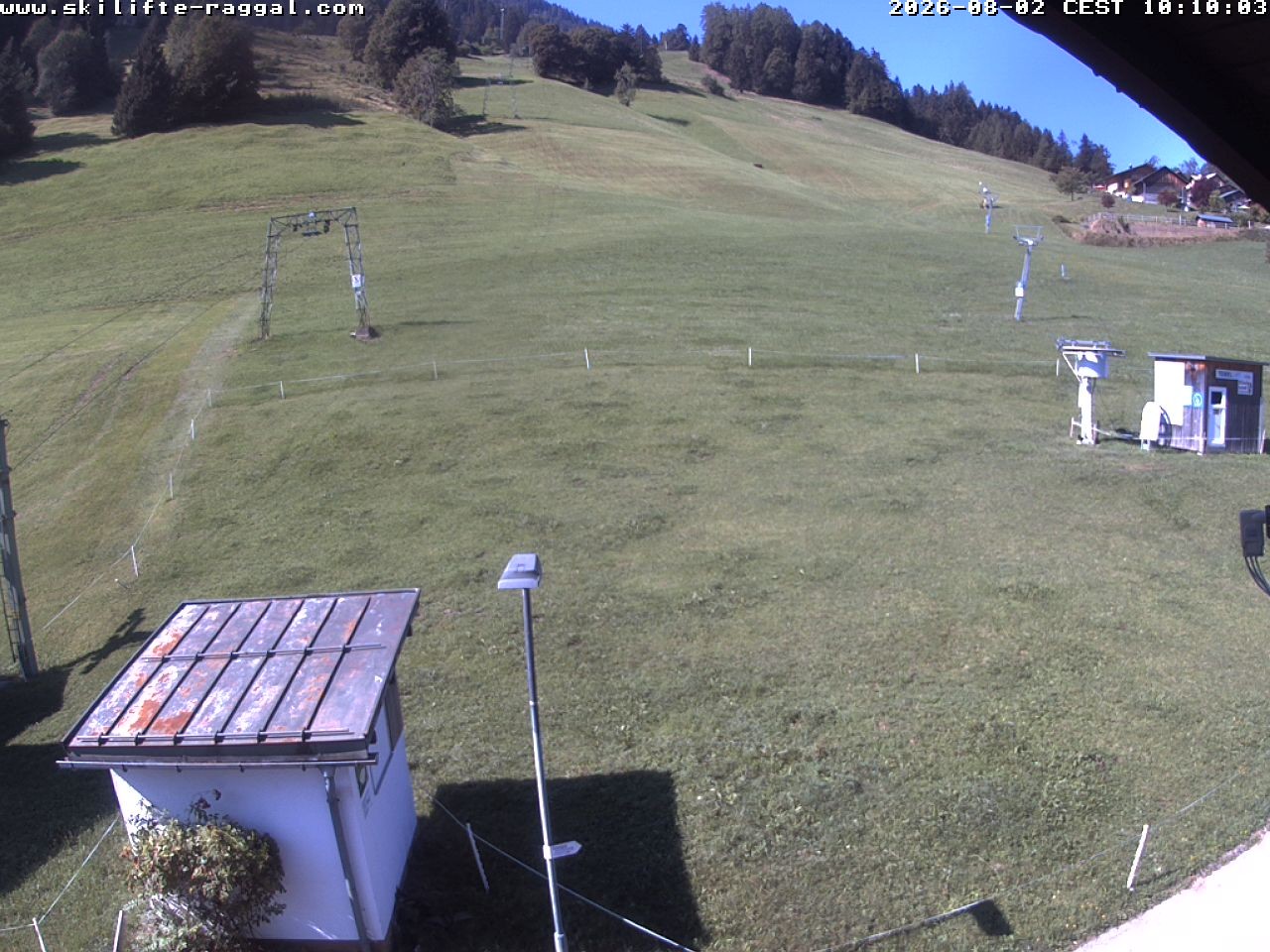Archiv Foto Webcam Skilifte Raggal Blick auf die Piste