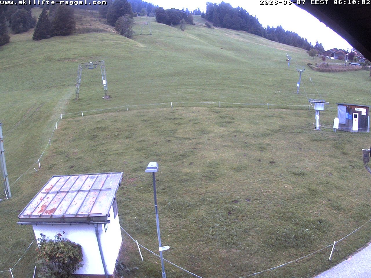 Archiv Foto Webcam Skilifte Raggal Blick auf die Piste
