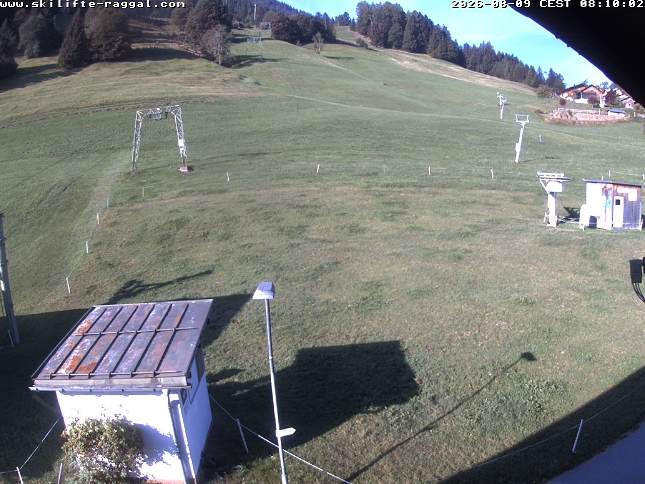 Archiv Foto Webcam Skilifte Raggal Blick auf die Piste