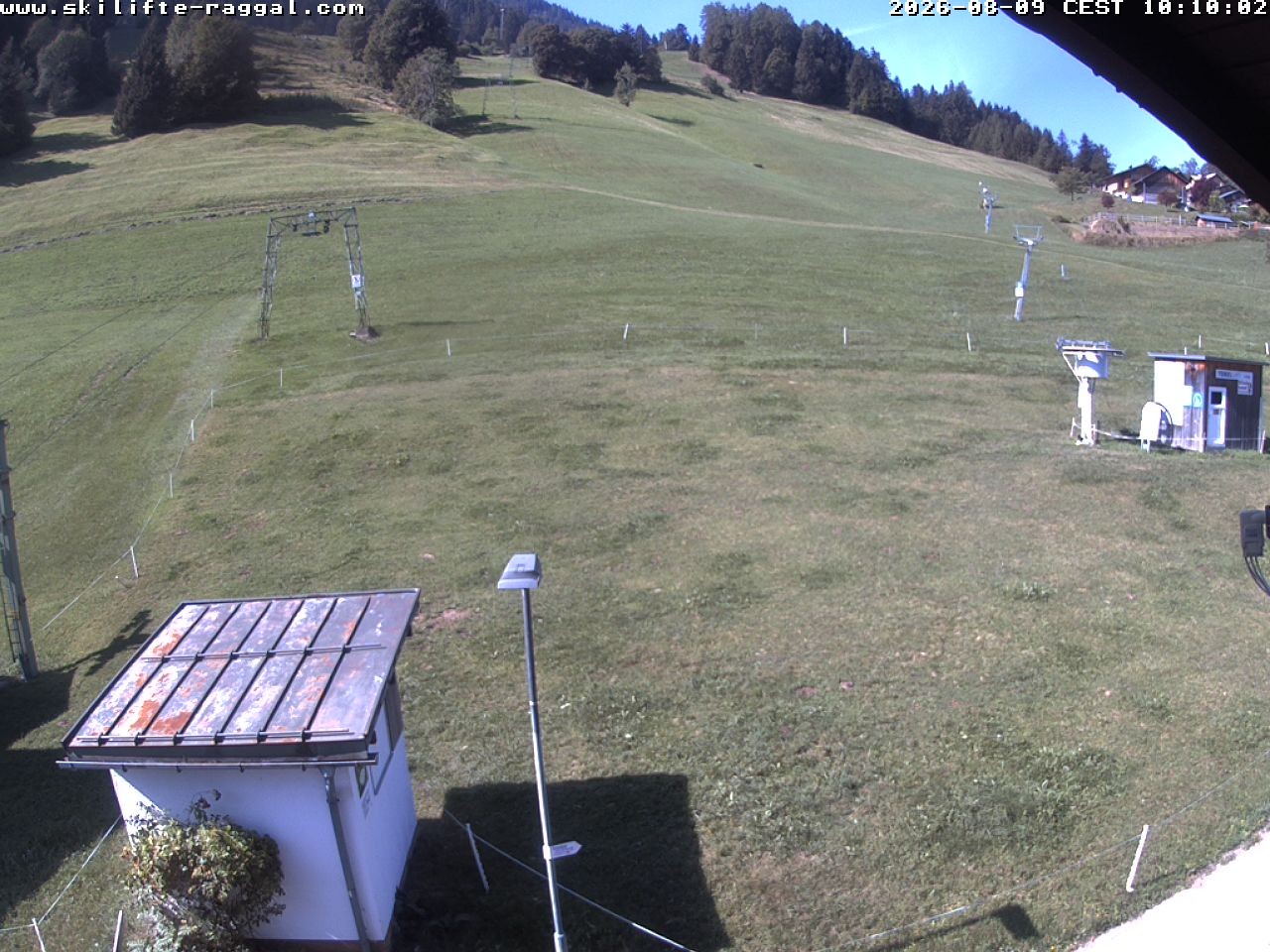 Archiv Foto Webcam Skilifte Raggal Blick auf die Piste