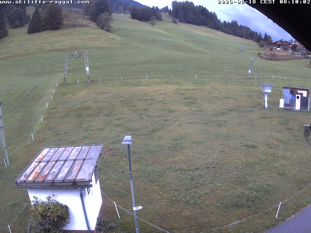 Archiv Foto Webcam Skilifte Raggal Blick auf die Piste
