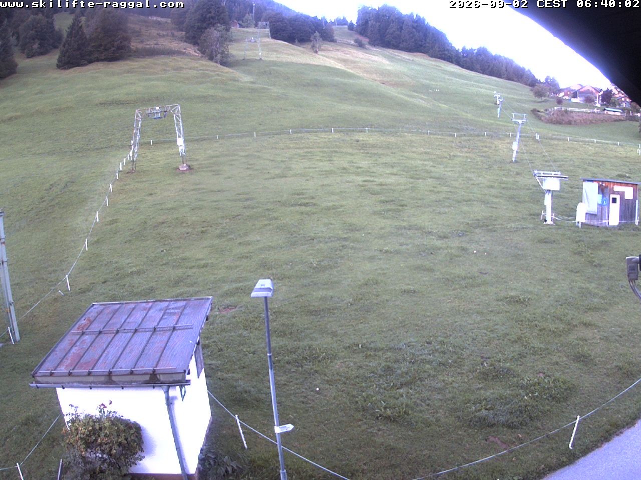 Archiv Foto Webcam Skilifte Raggal Blick auf die Piste