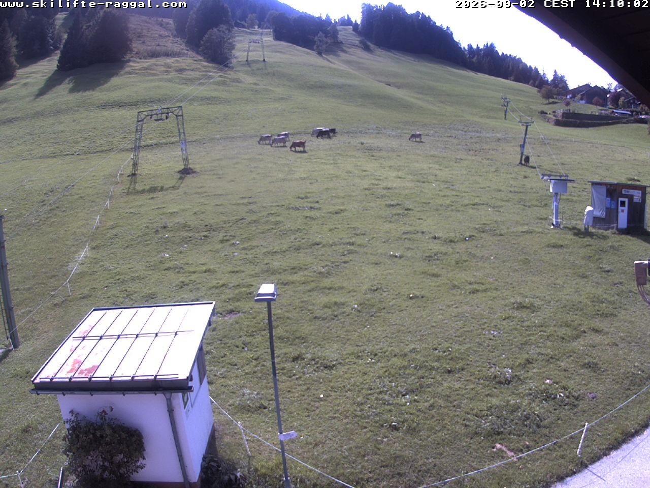 Archiv Foto Webcam Skilifte Raggal Blick auf die Piste