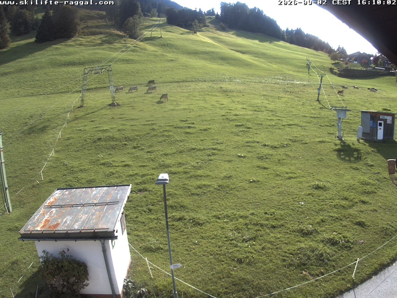 Archiv Foto Webcam Skilifte Raggal Blick auf die Piste