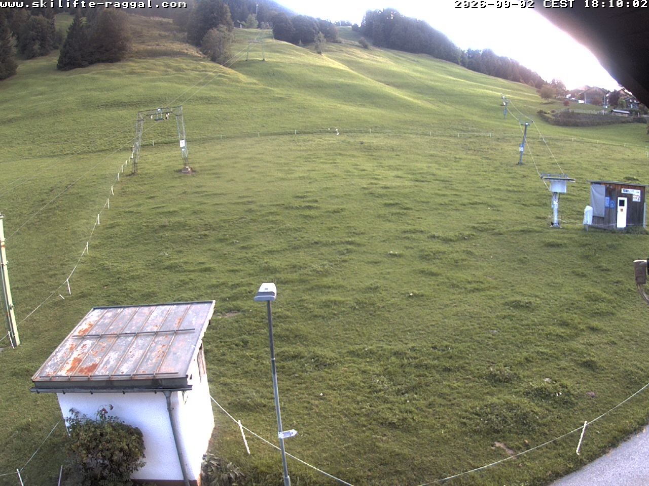 Archiv Foto Webcam Skilifte Raggal Blick auf die Piste