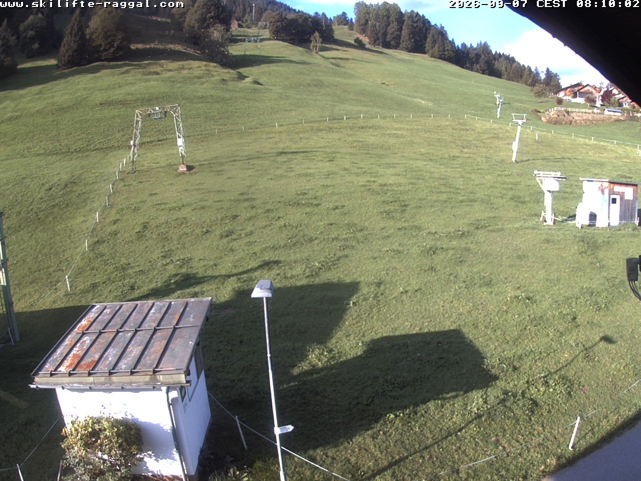 Archiv Foto Webcam Skilifte Raggal Blick auf die Piste