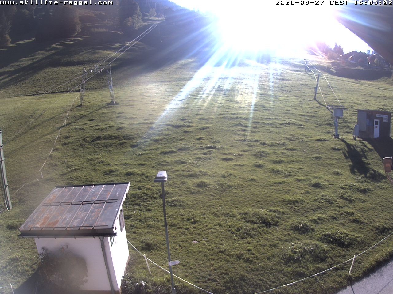 Archiv Foto Webcam Skilifte Raggal Blick auf die Piste