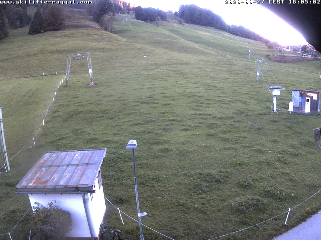 Archiv Foto Webcam Skilifte Raggal Blick auf die Piste