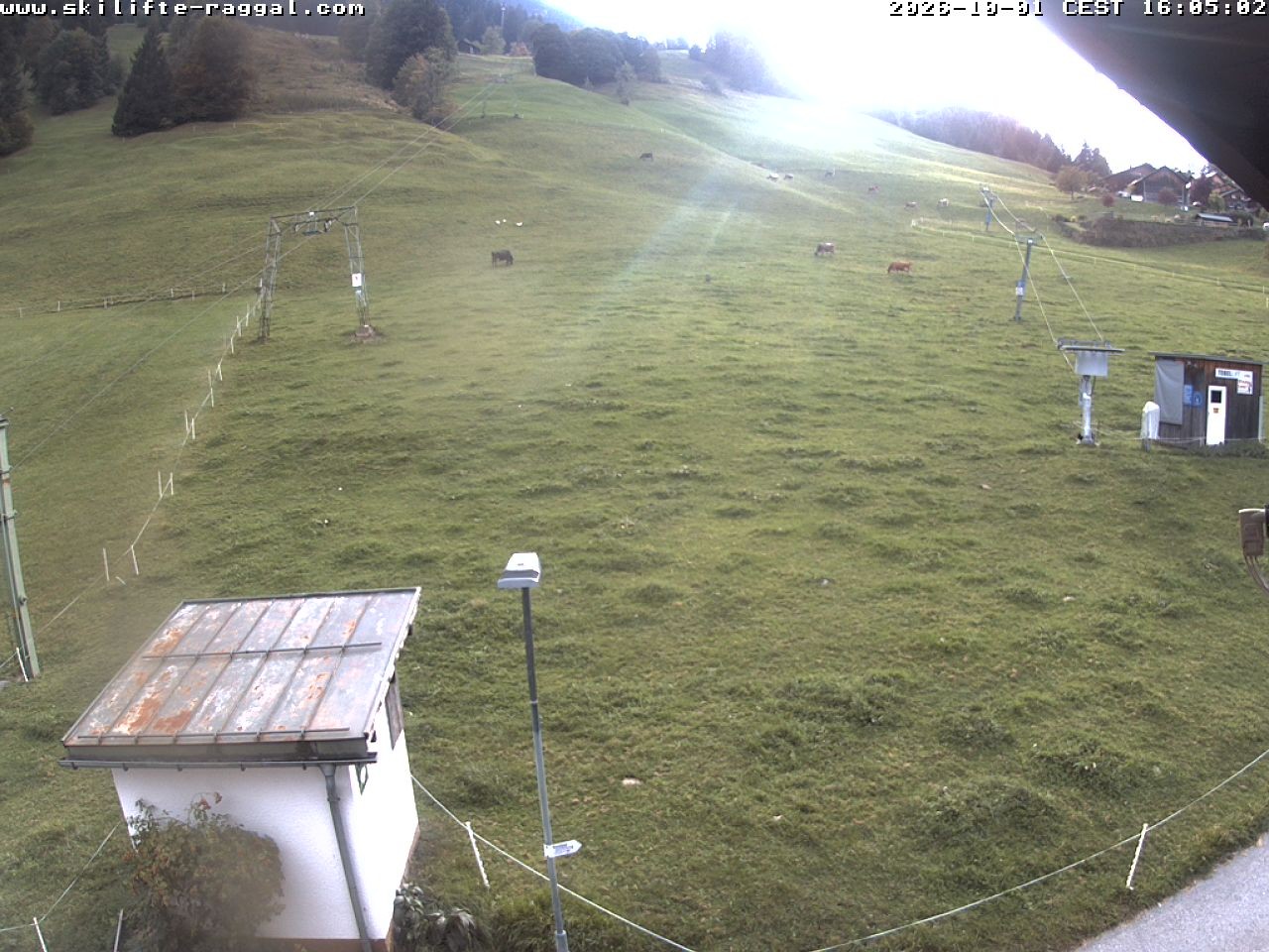 Archiv Foto Webcam Skilifte Raggal Blick auf die Piste