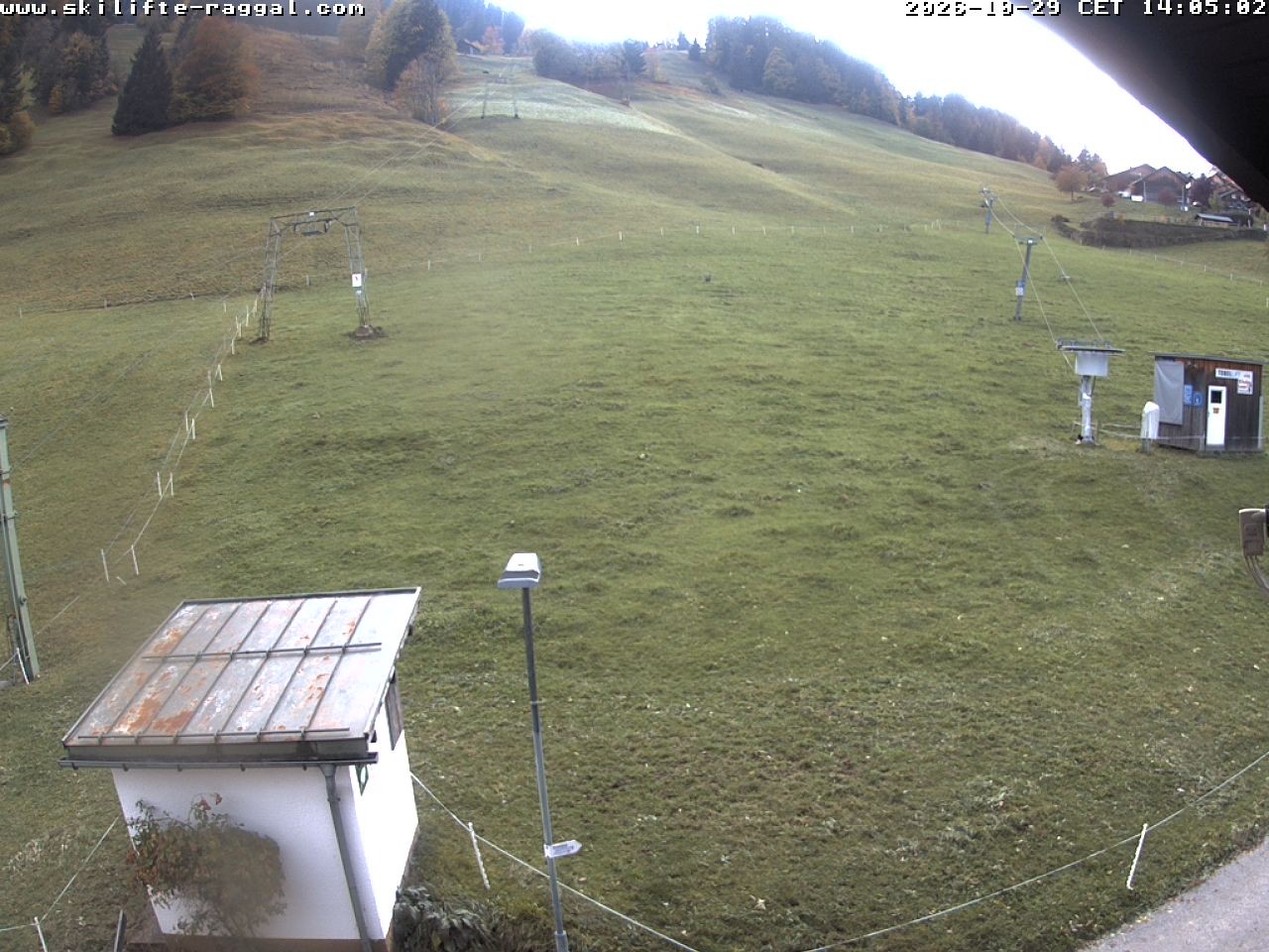 Archiv Foto Webcam Skilifte Raggal Blick auf die Piste