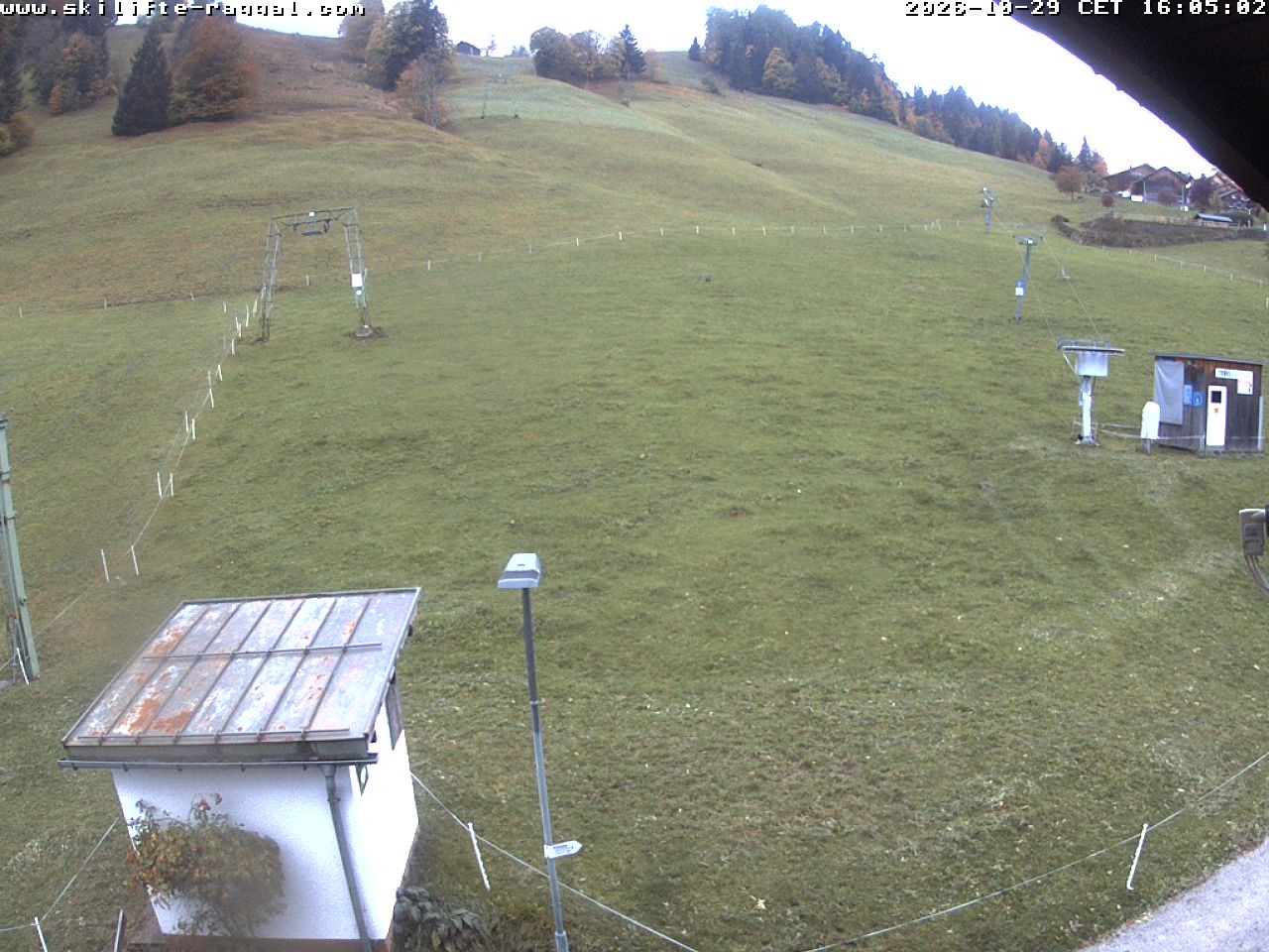 Archiv Foto Webcam Skilifte Raggal Blick auf die Piste