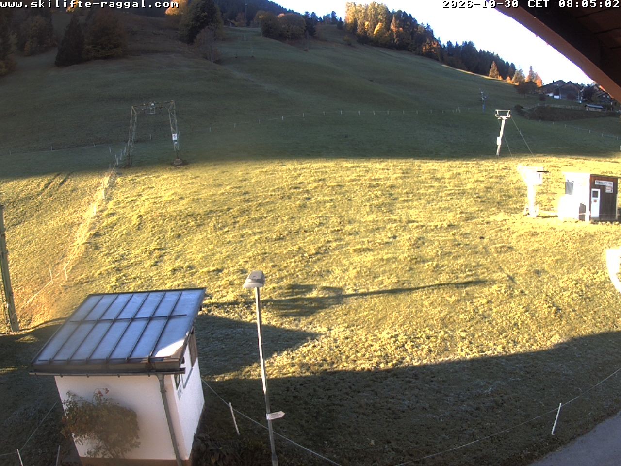 Archiv Foto Webcam Skilifte Raggal Blick auf die Piste
