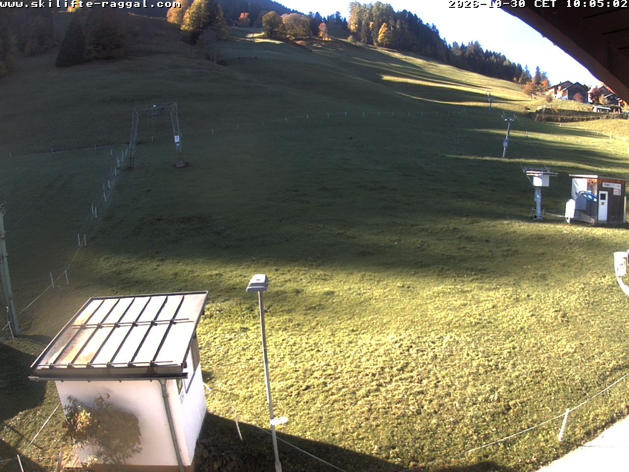 Archiv Foto Webcam Skilifte Raggal Blick auf die Piste