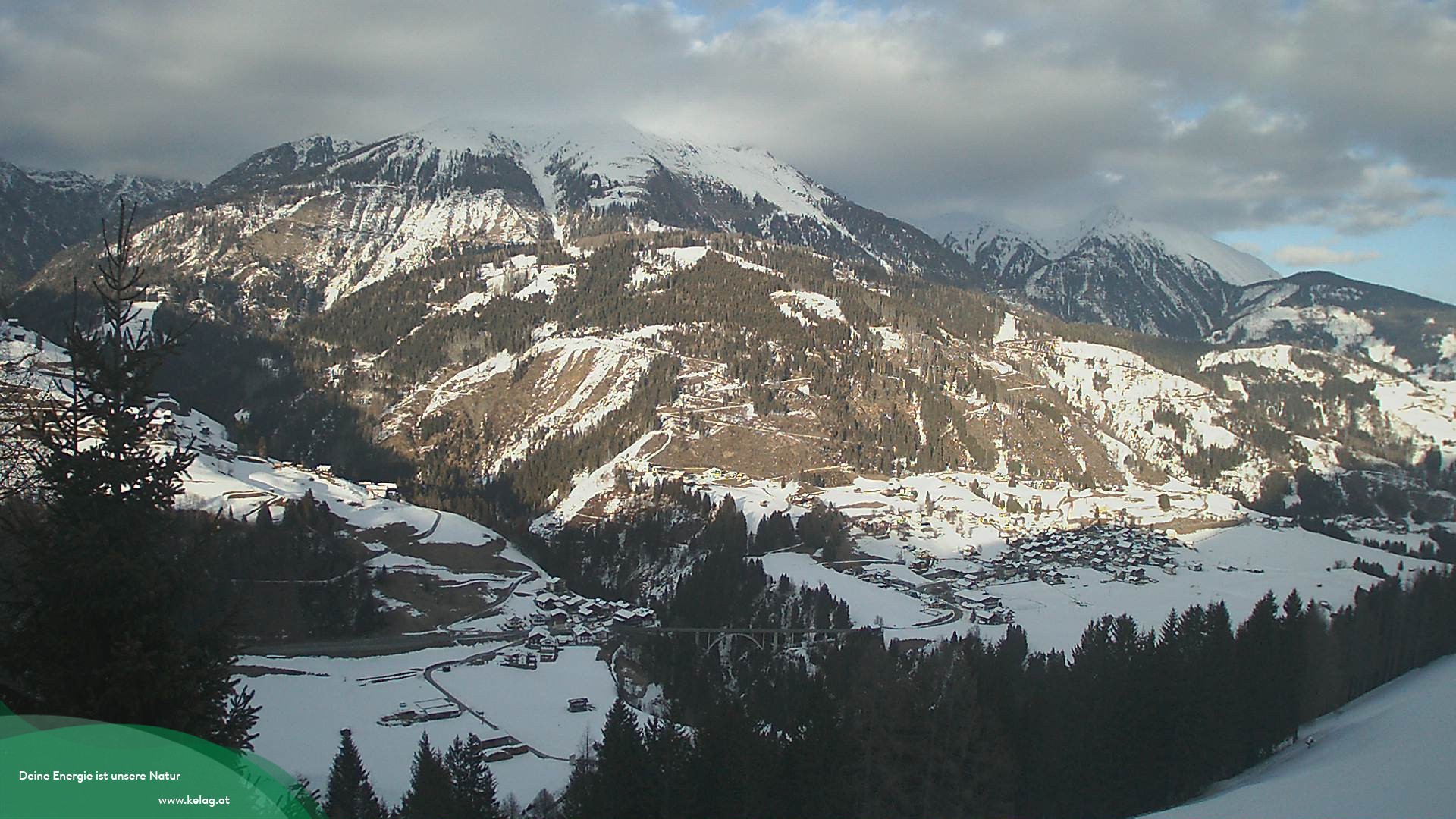 Archiv Foto Webcam Lesachtal Blick über das Tal