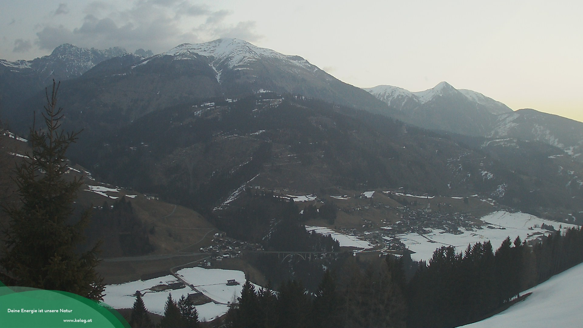 Archiv Foto Webcam Lesachtal Blick über das Tal