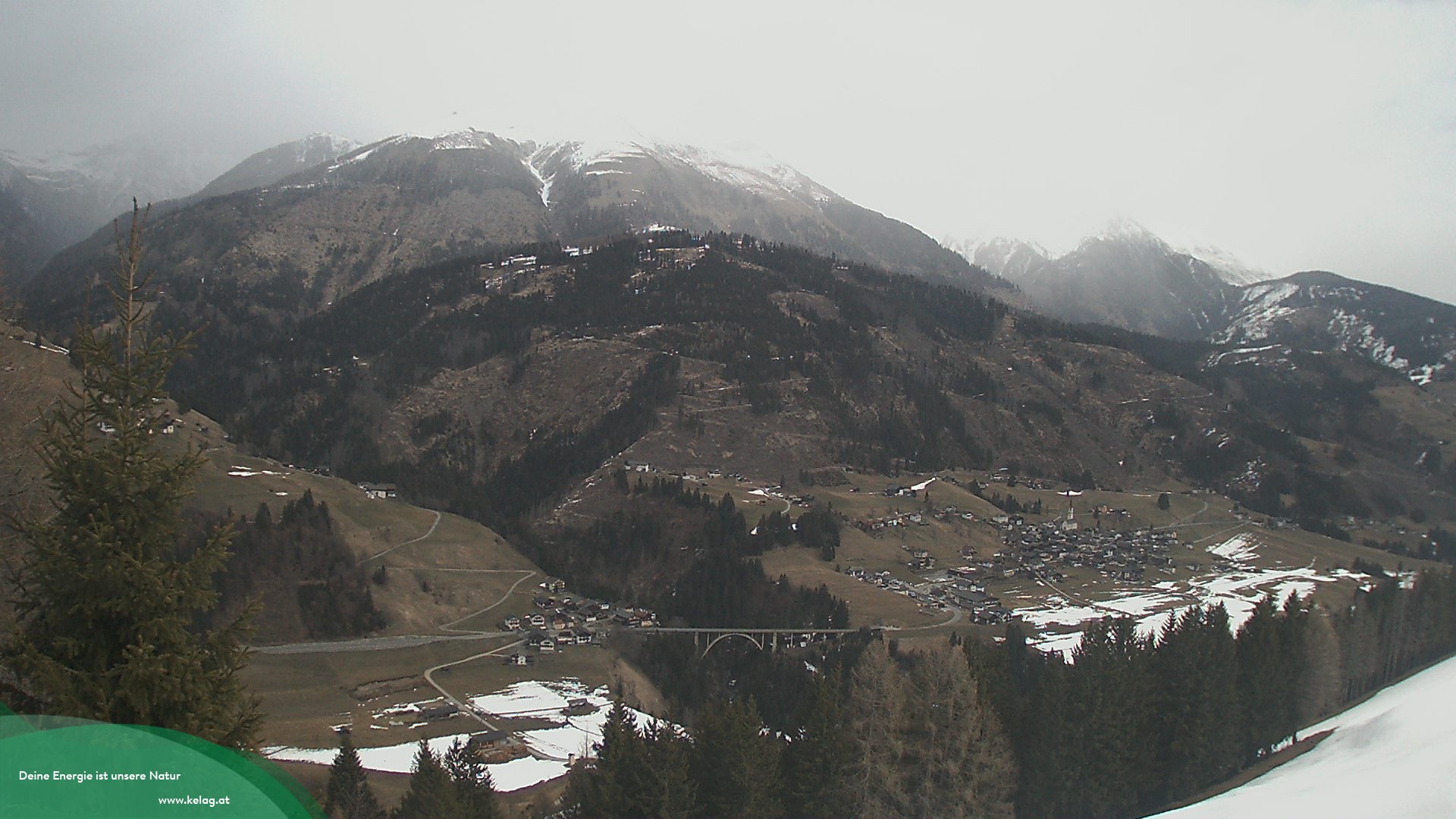 Archiv Foto Webcam Lesachtal Blick über das Tal