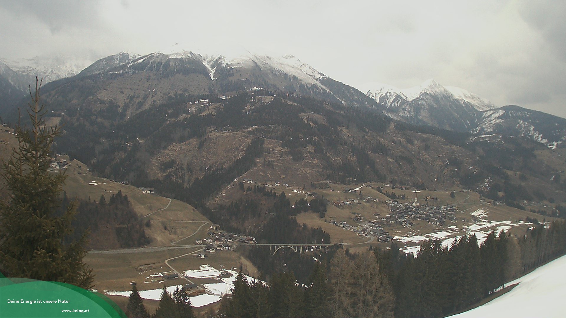 Archiv Foto Webcam Lesachtal Blick über das Tal