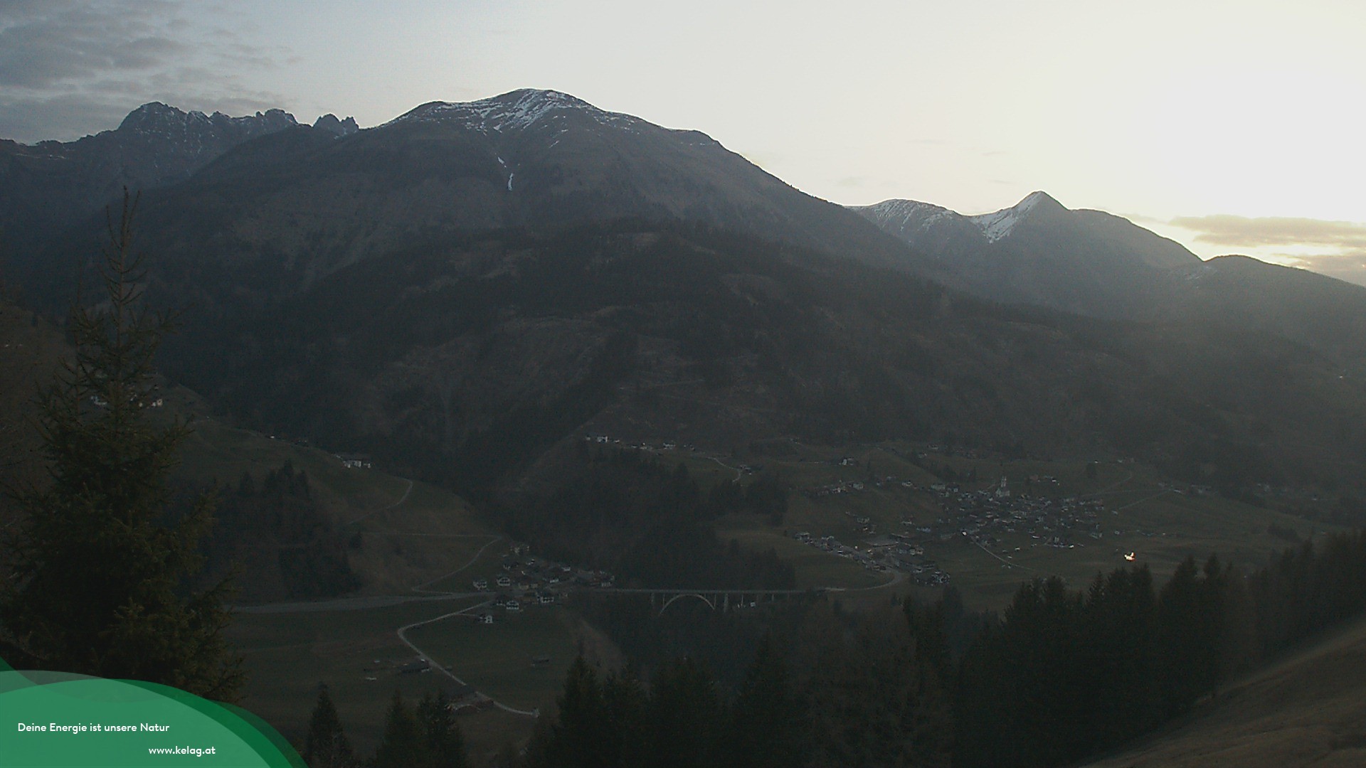 Archiv Foto Webcam Lesachtal Blick über das Tal