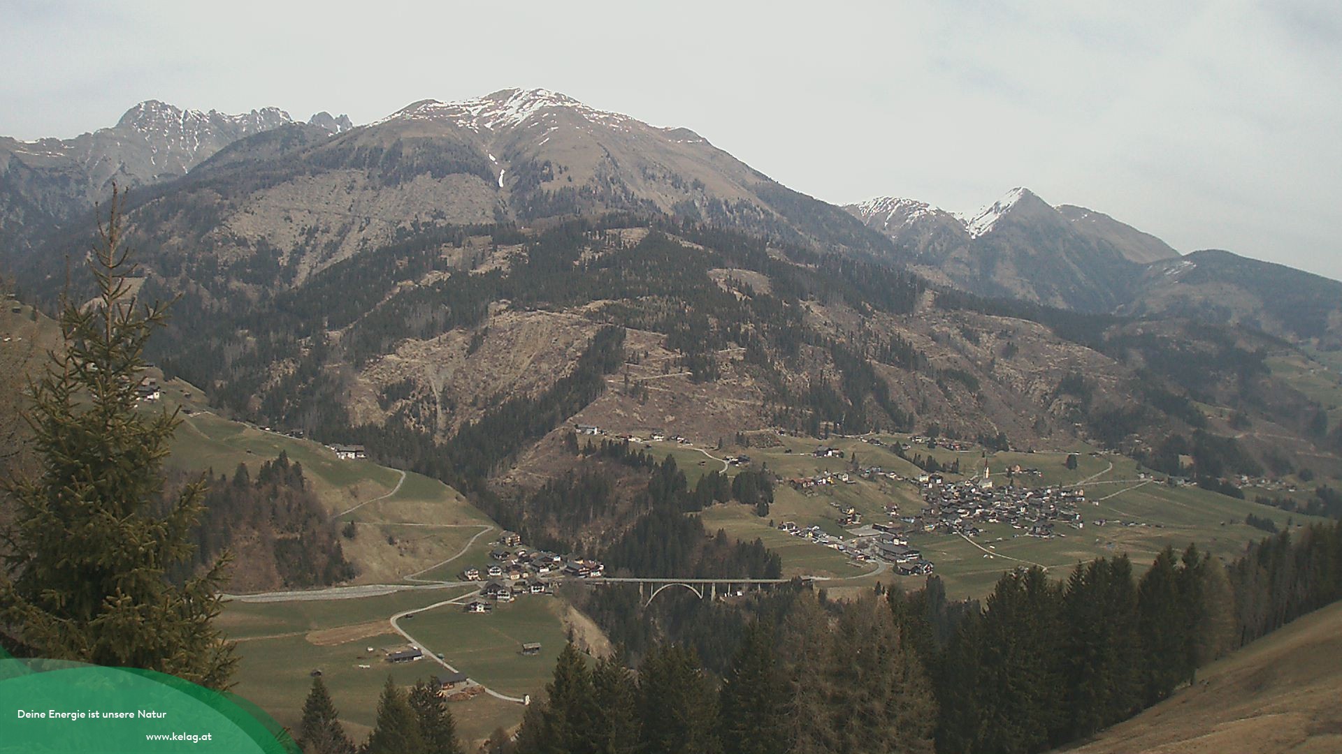 Archiv Foto Webcam Lesachtal Blick über das Tal