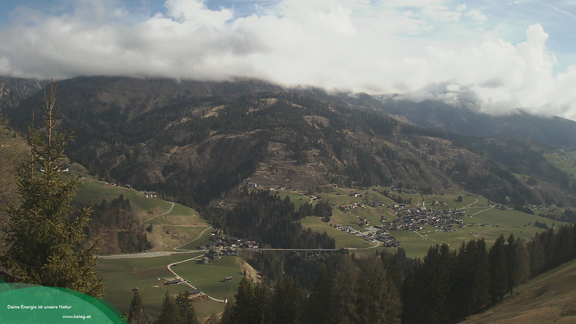 Archived image Webcam Lesachtal View over the valley